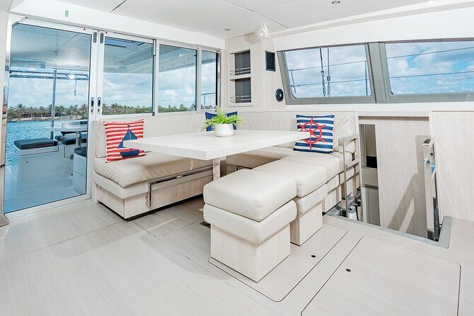 8-Hour Private 40' Cat 2 Stop to Cozumel, Food, Drinks & Snorkel - FAQ