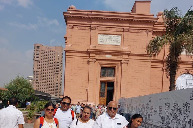 8-Hour Private Tour Giza Pyramids & Egyptian Museum from Cairo - A Deep Dive into the Experience