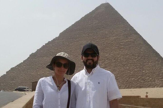 8-Hour Private Tour to the Pyramids of Giza and Saqqara from Cairo - The Guide and Reviews