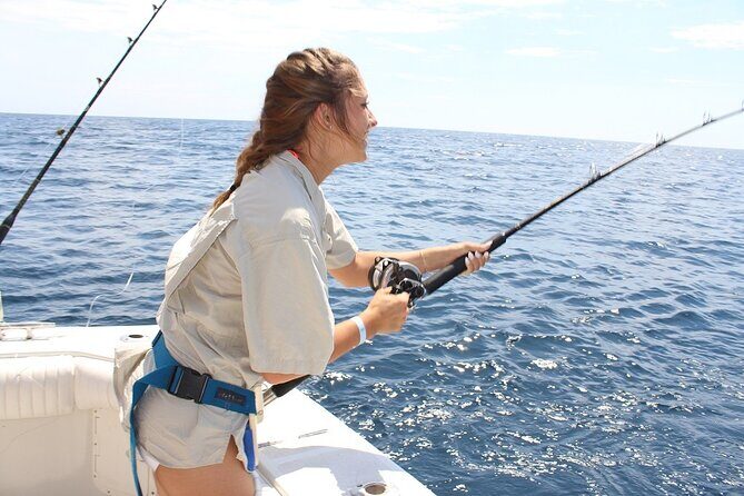 8 Hours Private Sport Fishing Charter Trip in Cabo San Lucas - The Gear and Amenities: What You’re Getting