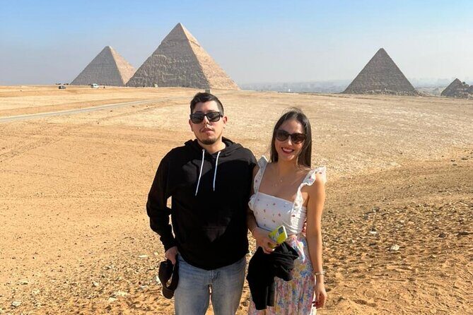 8-hours private tour Giza pyramids, lunch, camel ride and Egyptian museum - The Giza Pyramids and Sphinx: The Heart of the Tour