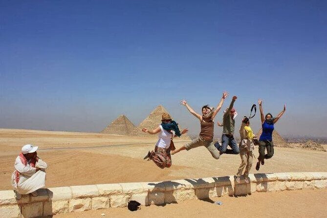8-Night Luxury Tour from Cairo: Private or Small Group - Day 1: Arrival and Welcome to Cairo