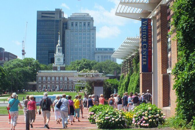 90 Minute History Walking Tour of Old City Philadelphia - Key Points