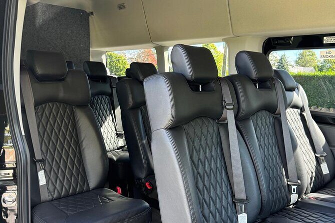 90 Minute Luxury Van Tour of Newport Mansions for Ages 5 Up - Key Points