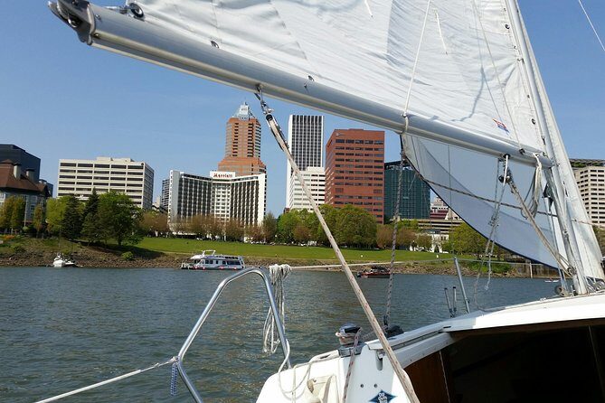 90 Minute Sailing Tour of Portland - Key Points