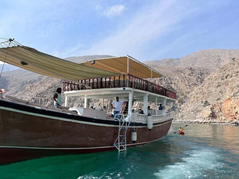 A Day at Dibba Musandam - Introduction to the Dibba Musandam Experience