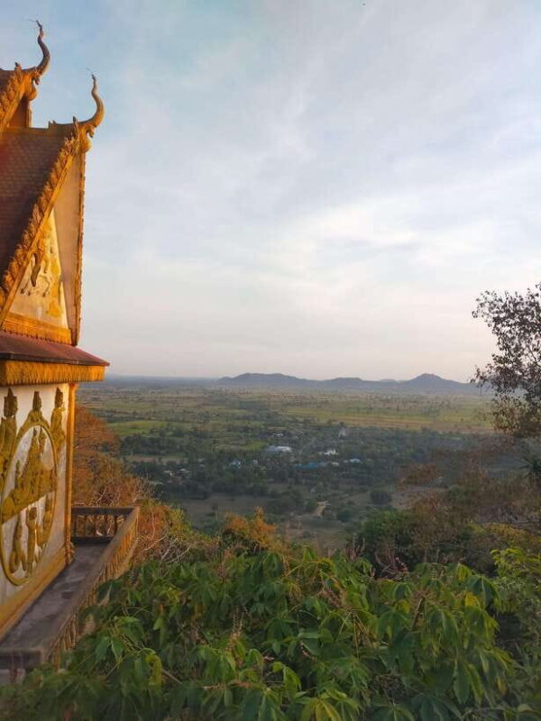 A Day TukTuk Bambootrain, Banan, Killing & Bat Caves, Sunset - An Introduction to the Battambang Tour Experience