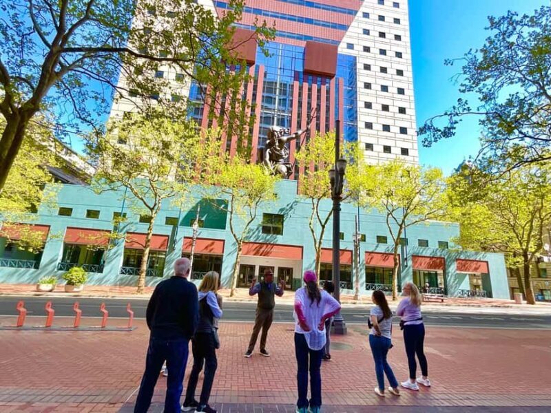 A Guided Walking Tour of Vibrant Downtown Portland - A Closer Look at the Tour Experience