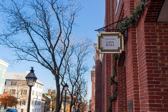 A Guided Walking Tour through Historic Old Town Alexandria - FAQ