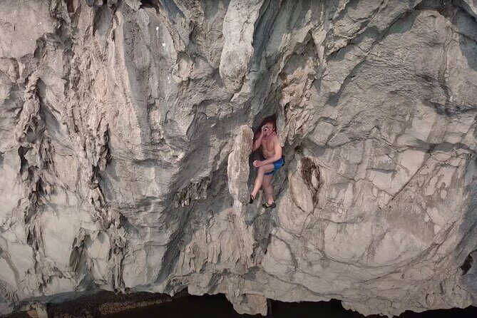 A half day deep water soloing in Lan Ha Bay - Cat Ba. - The Sum Up