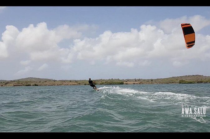 A little Taste of Kiteboarding - The Location: St. Joris Bay