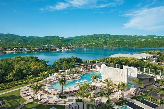 A "Private" Airport Transfer to any Resort in Montego Bay - Why This Transfer Stands Out