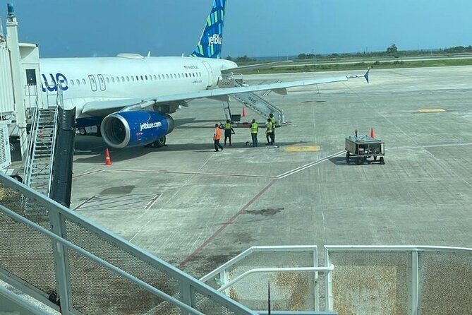 A "Private" Airport Transfer to any Resort in Montego Bay - Who Should Consider This Service?
