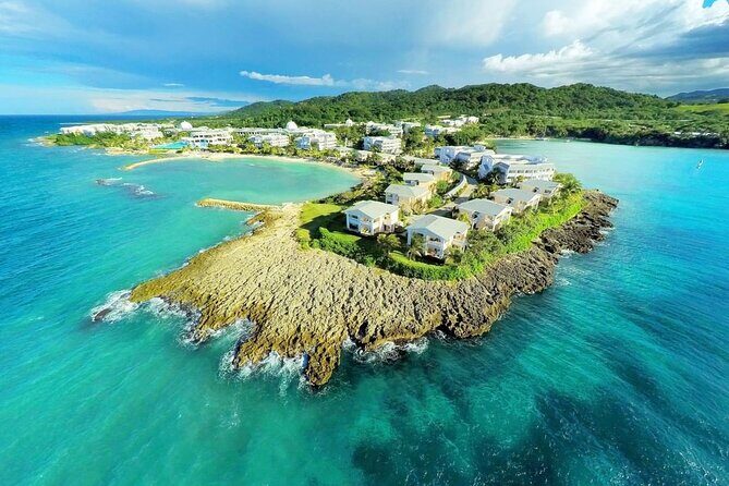 A "Private" Airport Transfer to Grand Palladium Resort - Key Points