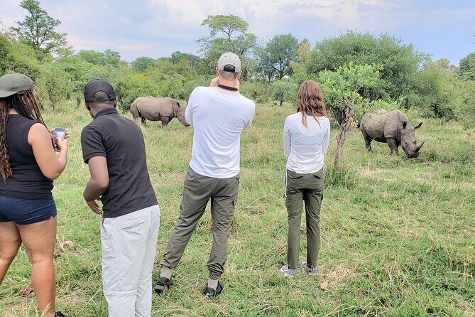 A Private Game Drive White Rhino Short walk - FAQ