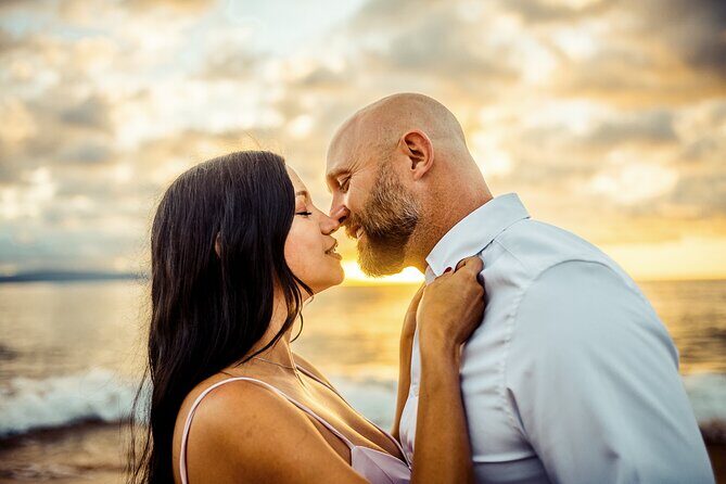 A Romantic Photoshoot for 2 in Maui - FAQ