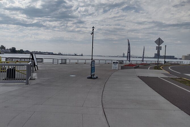 A Self-Guided Walking Tour through Duluths Canal Park - The Experience in Detail