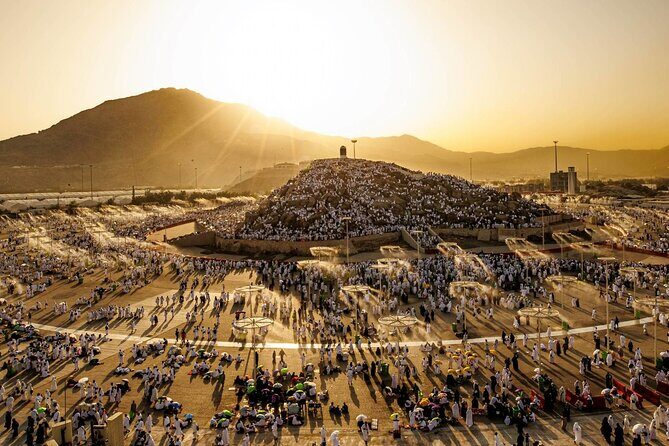 A Spiritual Journey Through the Holy Sites of Makkah - Key Points