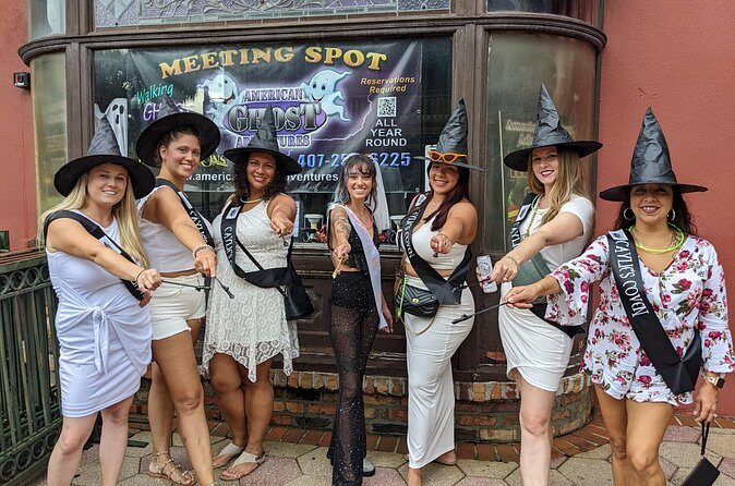 A Toast to the Ghost Haunted Pub Crawl in Downtown Orlando - The Downsides
