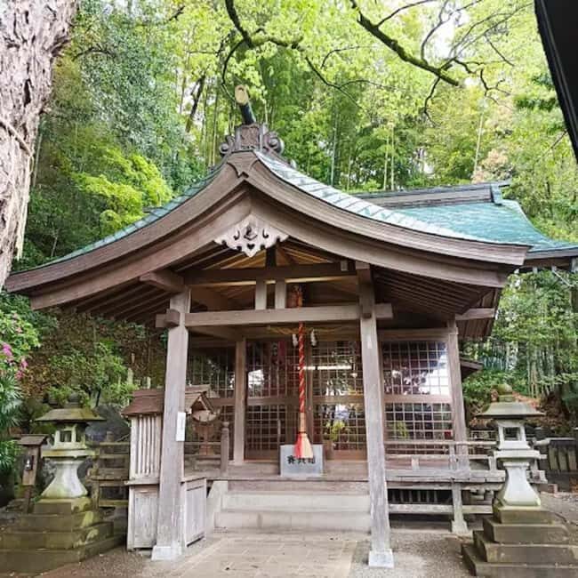 A Walk Through Suwa Shrine & Kofuku-ji Temple - FAQs