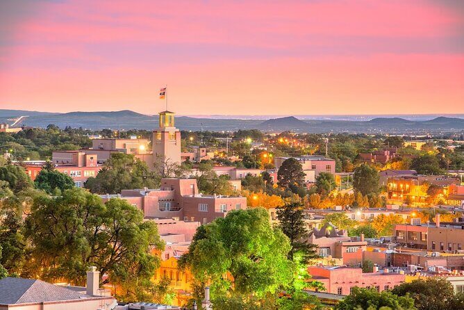 A Walking Tour of Santa Fe's Most Beautiful and Historic Sites - The Oldest House and State Capitol