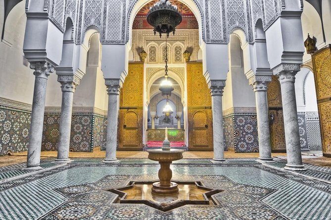 A Wonderful Private Day Trip to Volubilis, Moulay Driss Zarhoun, Meknès from Fez - Meknès by Car: City Tour and Final Highlights