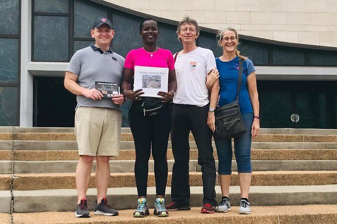 Abidjan Walking Tour (French and English) - The Role of the Guide and Group Dynamics