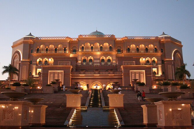 Abu Dhabi City, Sheikh Zayed Mosque & Ferrari World Tour with Transfers - Who Should Consider This Tour?