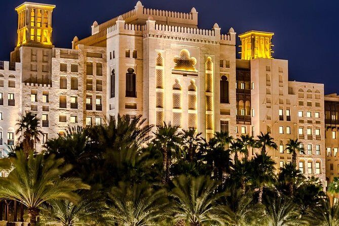 Abu Dhabi City & Sheikh Zayed Mosque Tour in 4*4 Private Vehicle - A Practical, Well-Balanced Abu Dhabi Experience