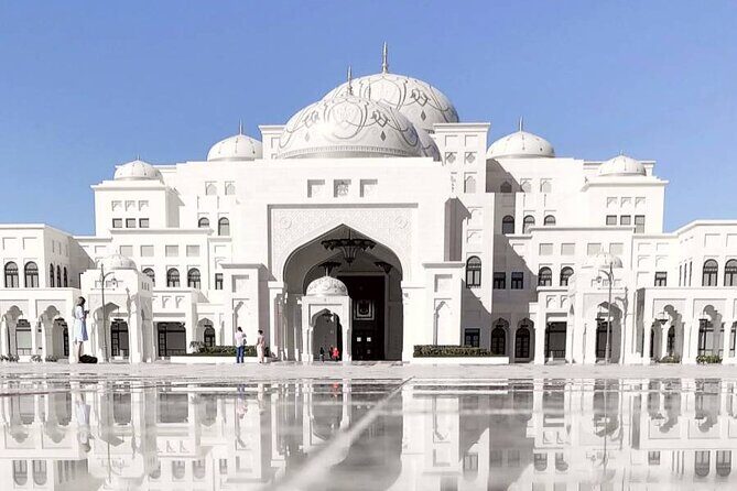 Abu Dhabi City Tour Full Day - The Transportation and Group Size