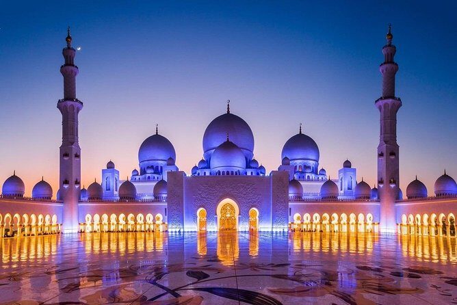 Abu Dhabi city tour Grand Mosque and Louvre museum - Key Points