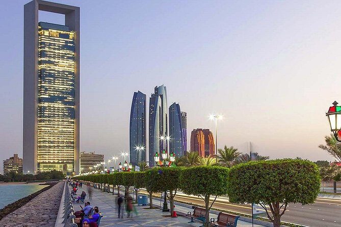 Abu Dhabi City Tour with Ferrari world & Buffet Lunch - FAQ