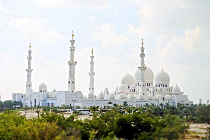 Abu Dhabi Day Tour From Dubai with Sheikh Zayed Grand Mosque - What the Reviews Say