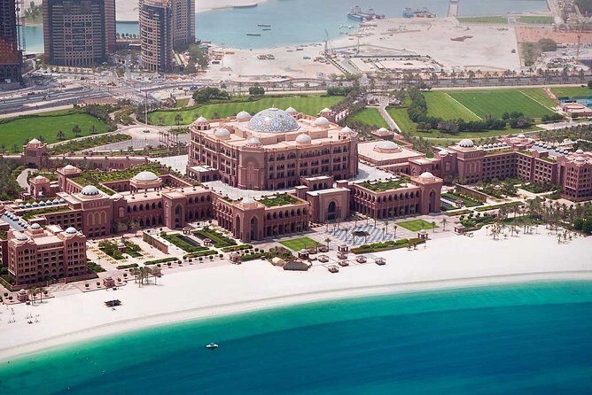 Abu Dhabi Mosque with Qasr Watn and Lunch at Emirates Palace - Who Should Consider This Tour?