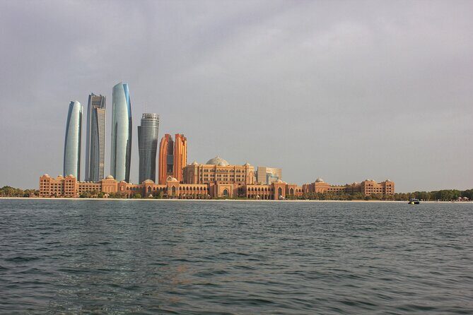 Abu Dhabi Private City Tour with Pick up Dubai And Abu Dhabi - Who Is This Tour Best For?