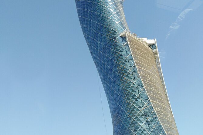Abu Dhabi : Private Tour with professional Driver from Dubai - The Journey Begins: From Dubai to Abu Dhabi