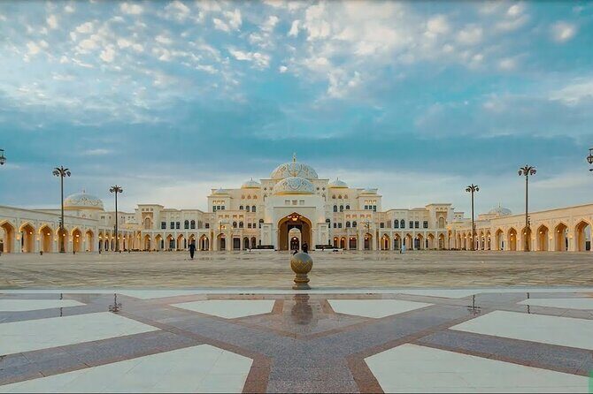 Abu Dhabi Private Tour with Qasr Al Watan & Gold Cappuccino at Emirates Palace - Exploring the Itinerary in Detail