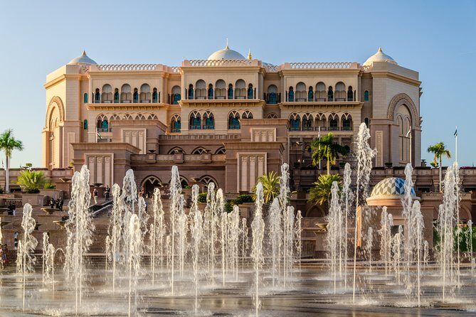 Abu Dhabi Private Tour with Qasr Al Watan & Gold Cappuccino at Emirates Palace - Who Should Consider This Tour?