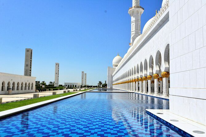 Abu Dhabi Sheikh Zayed Grand Mosque Private Tour - A Detailed Look at the Experience