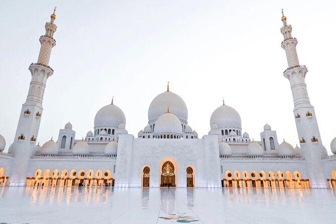 Abu Dhabi Sightseeing City Tour including Grand Mosque - The Sum Up