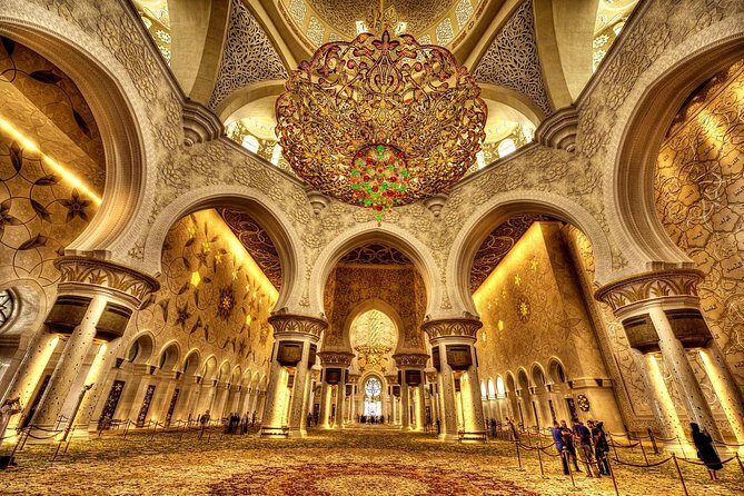 Abu Dhabi Tour in Spanish with Lunch from Dubai - An In-Depth Look at the Abu Dhabi Day Trip