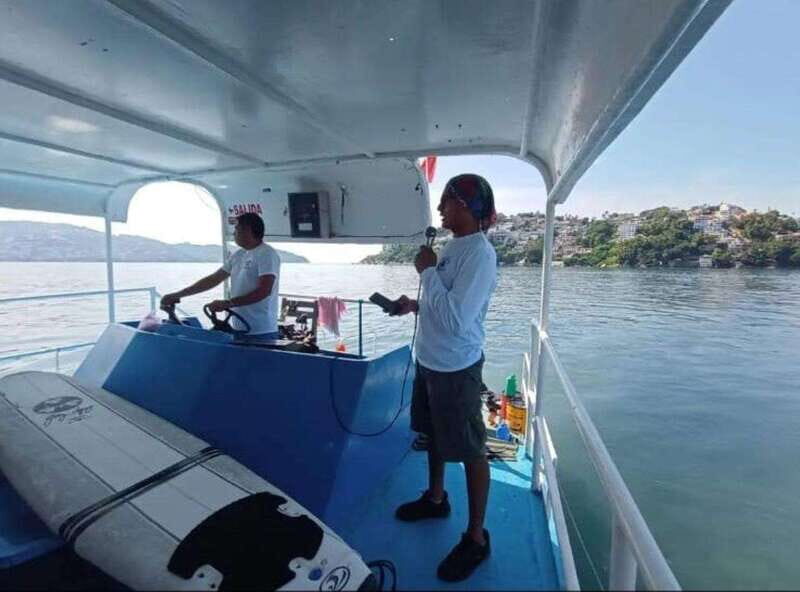 Acapulco: Crystal Bottom Boat Tour to La Roqueta Island - What Travelers Say