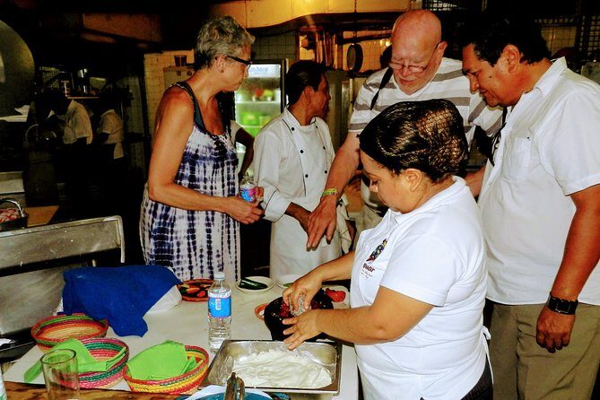 Acapulco Flavors Masterclass MarketTour Cooking &Premium Tastings - The Sum Up: Who Should Consider This Tour?