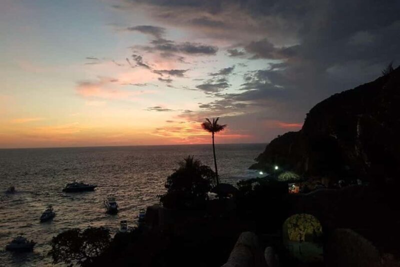 -Acapulco: High Cliff Divers Show + Sunset/Different Options - The Experience of Watching the Cliff Divers