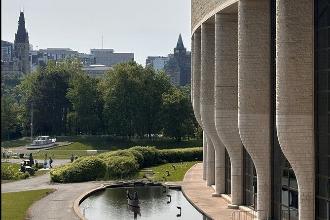 Across the Ottawa River: A Self-Guided Audio Tour of Hull - Key Points