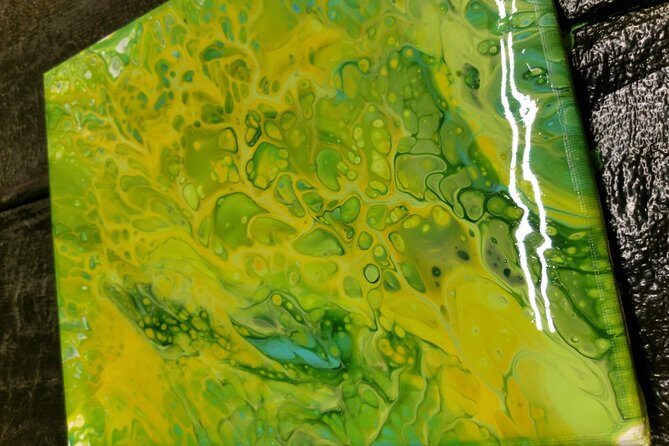 Acrylic Pour Painting Class in Estes Park, Colorado - What’s Included and What to Expect
