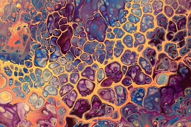 Acrylic Pour Painting Class in Estes Park, Colorado - Group Size and Flexibility