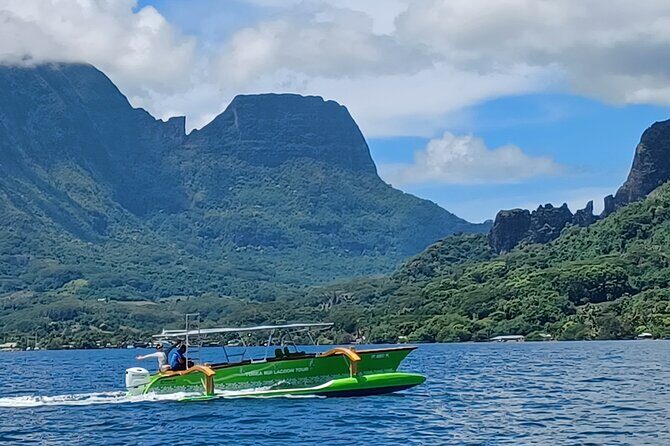 Activity/Excursion Lagoon Tour to Moorea by Canoe 6 hours - Frequently Asked Questions