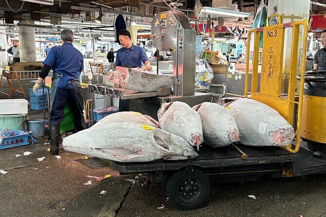 Adachi Fish Market Tour in Tokyo - Exploring Tokyo’s Hidden Seafood Gem: The Adachi Fish Market Tour