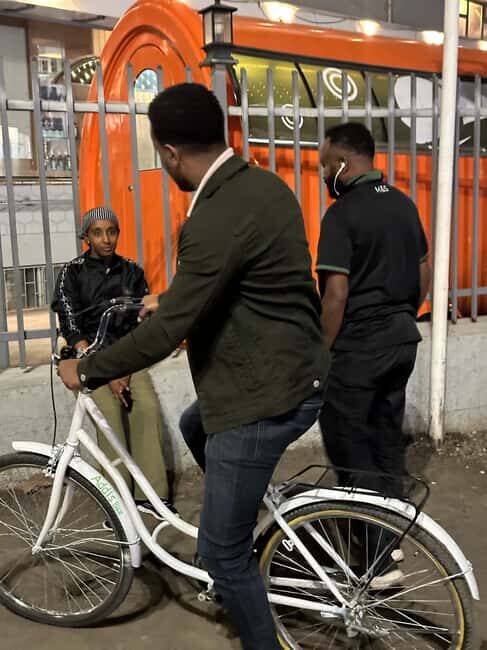Addis Ababa: Open-bus Tour and Cycling - Key Points